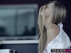 2 bionda correre e u ...